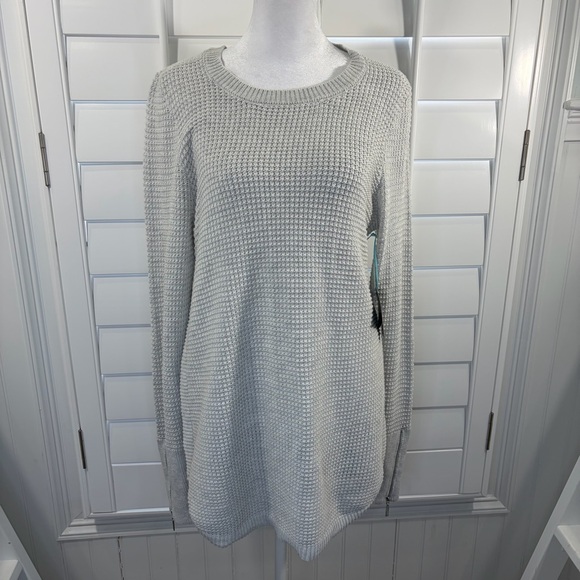 Cynthia Rowley Tops - NWT Cynthia Rowley Active Gray Knit Sweater